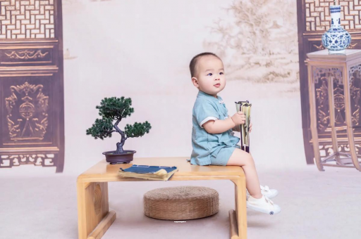 冷水江孕妇肚子上的黑线